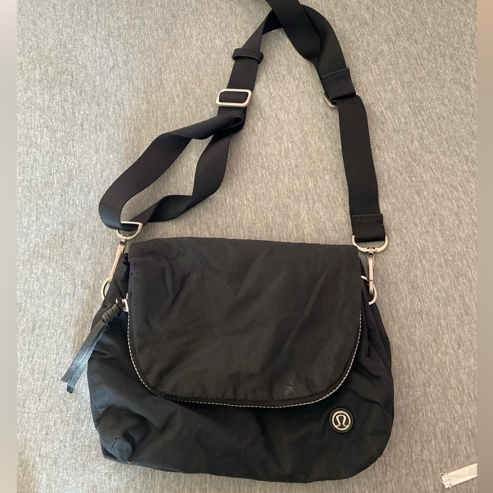 Lululemon Athletica Shoulder Bag | Go Your Om Way